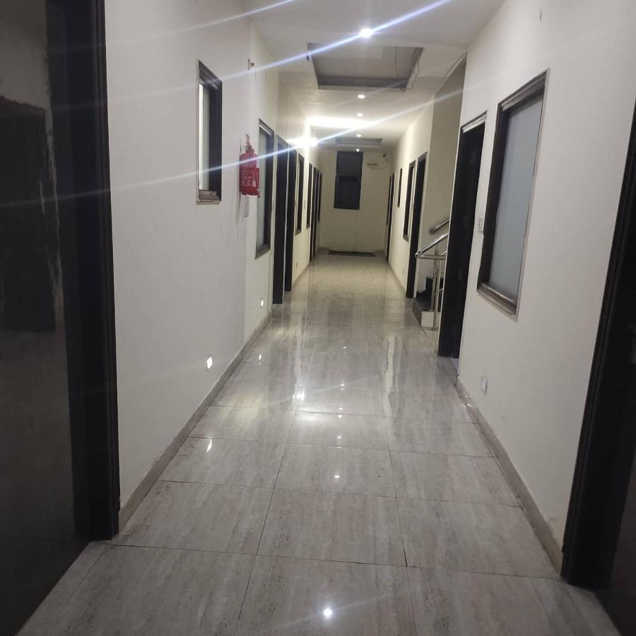 Hotel Kb Square Near Chandigarh Railway Station Cameră foto