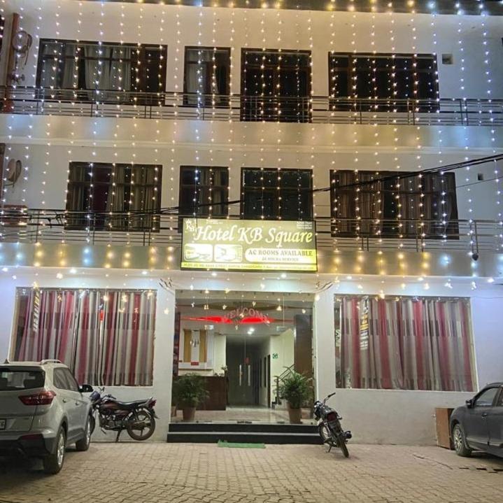 Hotel Kb Square Near Chandigarh Railway Station Cameră foto